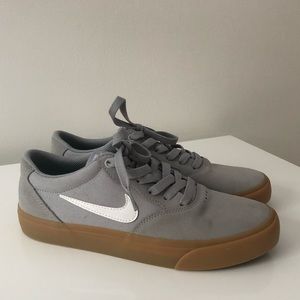 Nike SB Chron 2 - size 7, worn once!